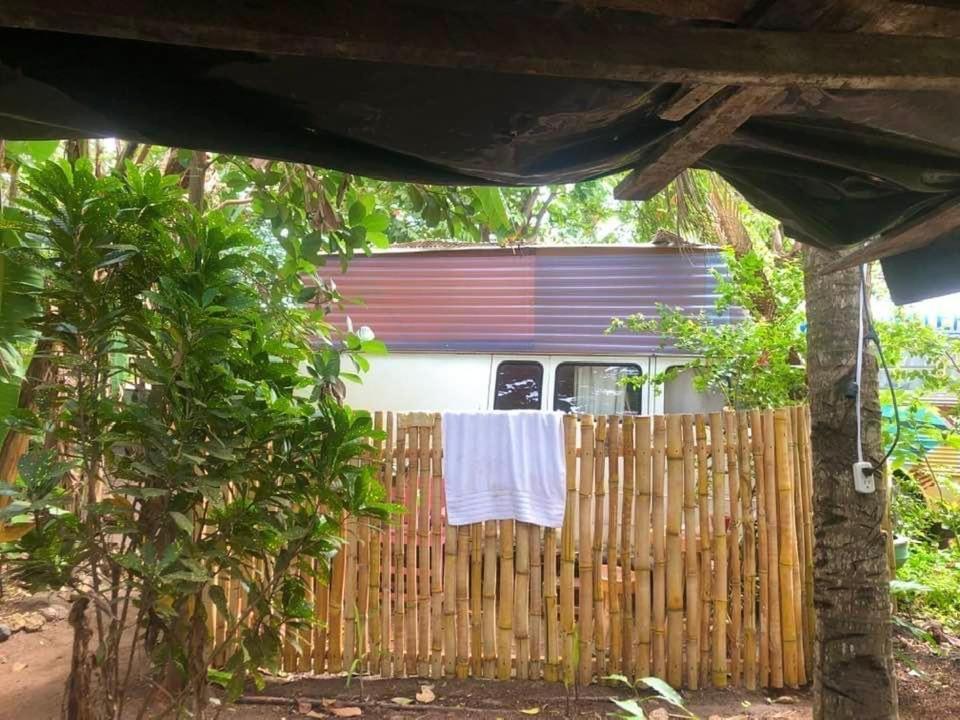 Rainbow Caravan Hostel Las Pilas Exterior foto